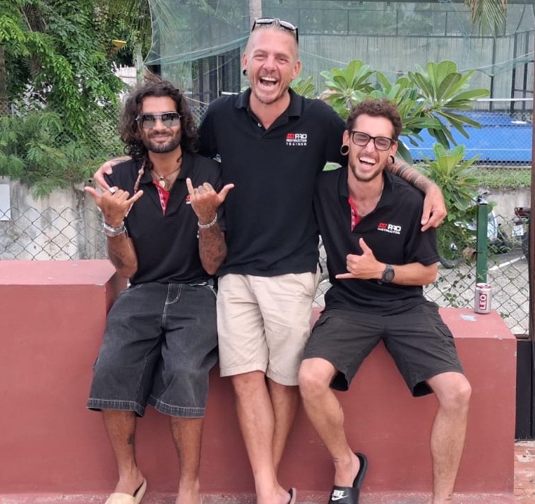 AquaTao : 2 nouveaux instructeurs heureux avec Mathieu