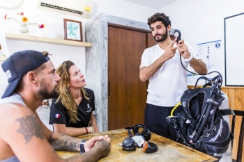 AquaTao: Our boat Dive boat